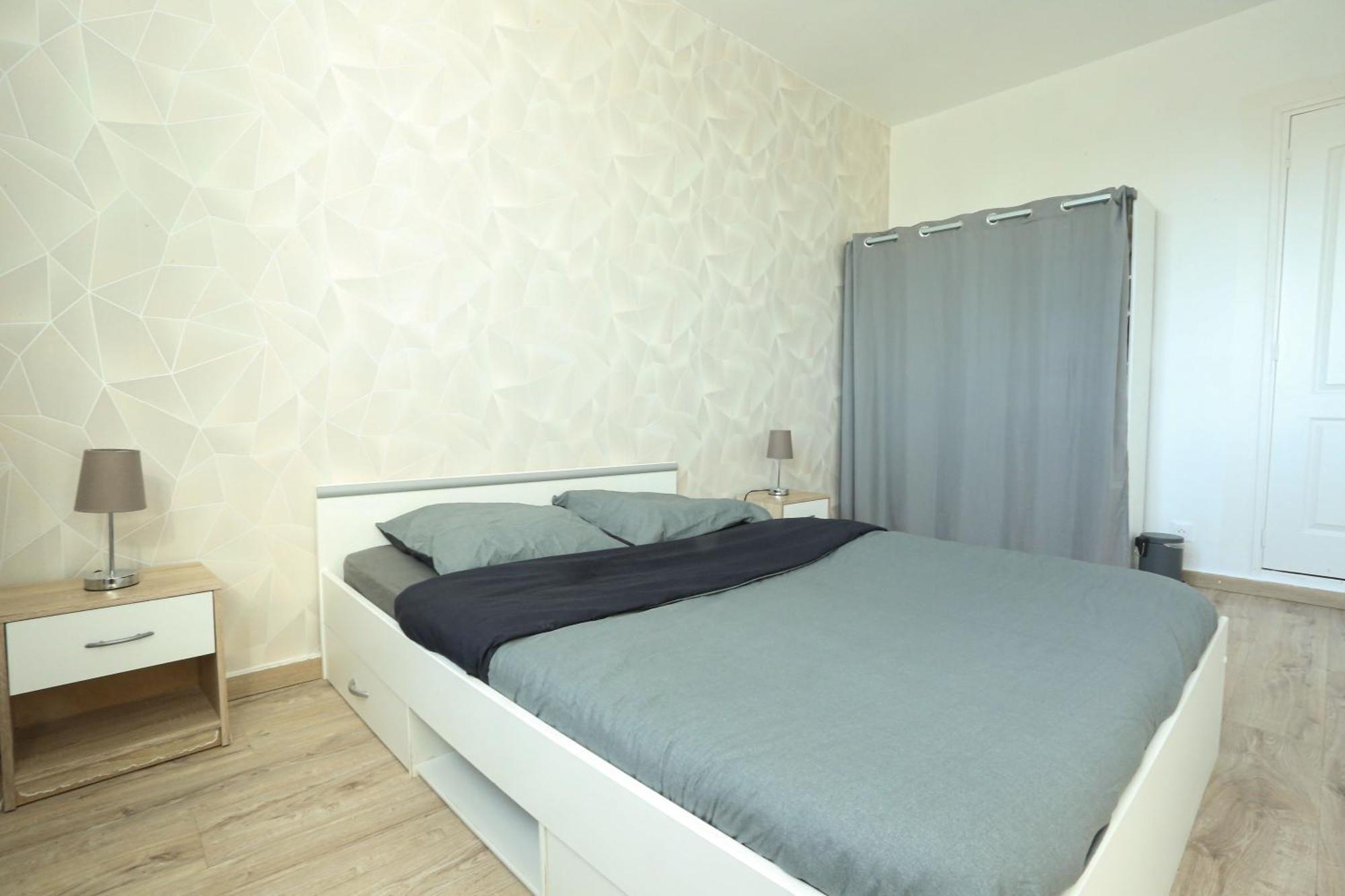 Elegant Appartement Bord De Seine Montereau-Fault-Yonne Exterior photo